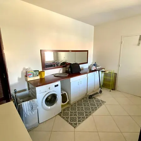The Seaside 200m2 With Swimming Pool! *